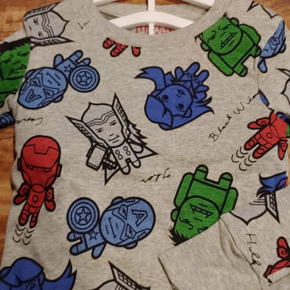NWT Avenger 3 Piece Pajama Set